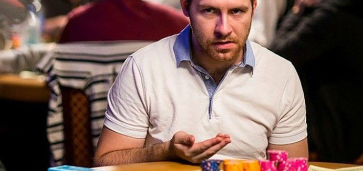 Даниэль Кейтс vs Том Дван