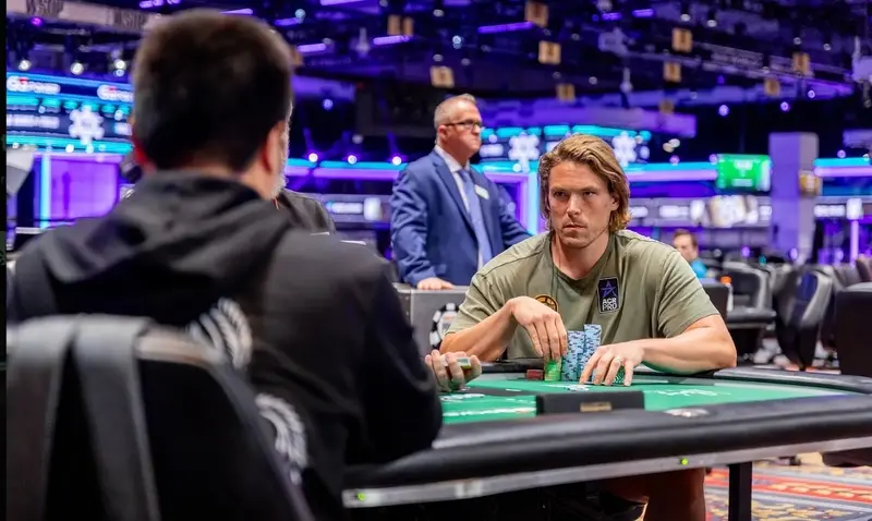 Alex Foxen Vs Yixi Tang: Cara a cara Super Turbo Bounty WSOP 2026