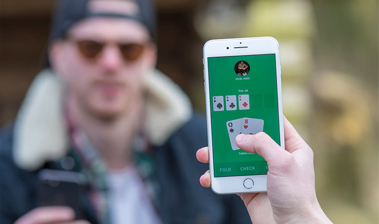 Online Poker With Friends