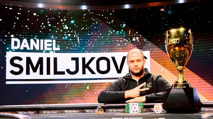 DaДаниэль Смилькович