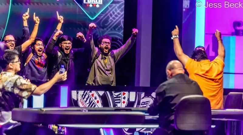 Группа поддержки Сантуша Суварна на Wsop 2026