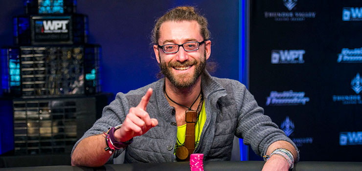 Андрес Книп на финальном столе MEWpt Rolling Thunder 